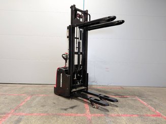 Gerbeur accompagnant Hangcha CDD16-AC1-L