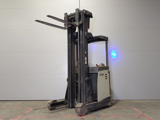 Chariot à mât rétractable Crown ESR 5260