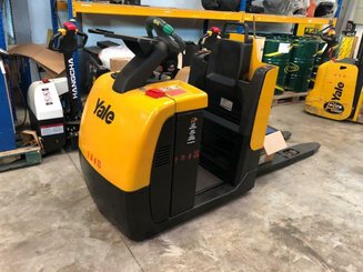 Préparateur de commandes Jungheinrich ECE 220 G115.54