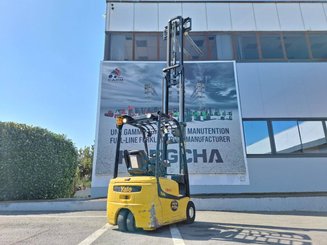 Chariot élévateur électrique Yale ERP16VT SWB
