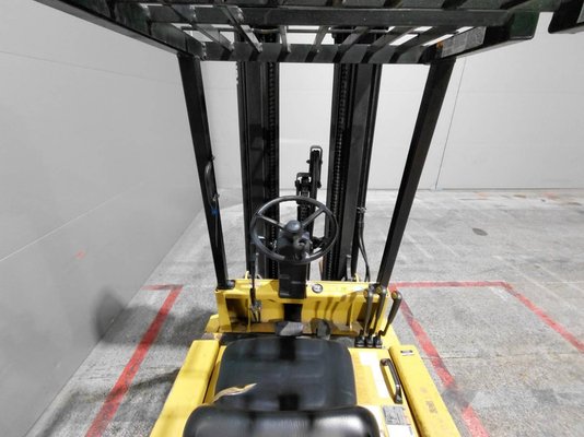 Chariot élévateur électrique Yale ERP15RCF