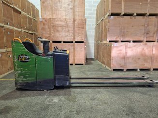 Transpalette porté debout Crown WT3040