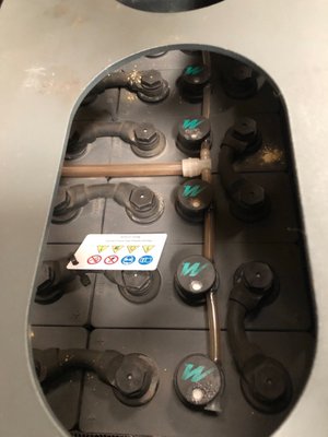 Préparateur de commandes à nacelle élevable Jungheinrich EKS 310 Z+F 100 550 DZ