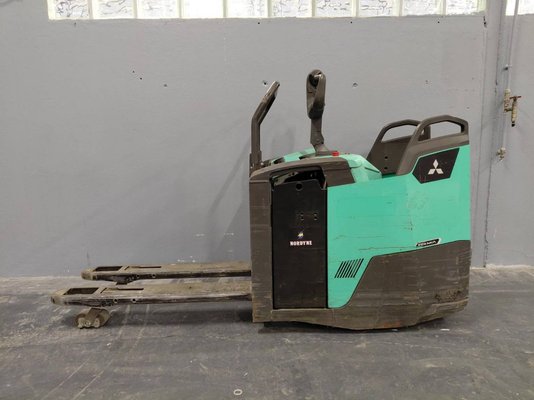 Transpalette porté debout Mitsubishi PBF25N3R MITSUBISHI