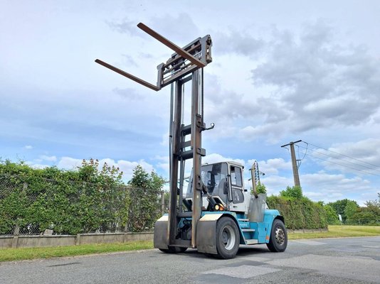 Chariot élévateur frontal 4 roues Konecranes SMV12-600B