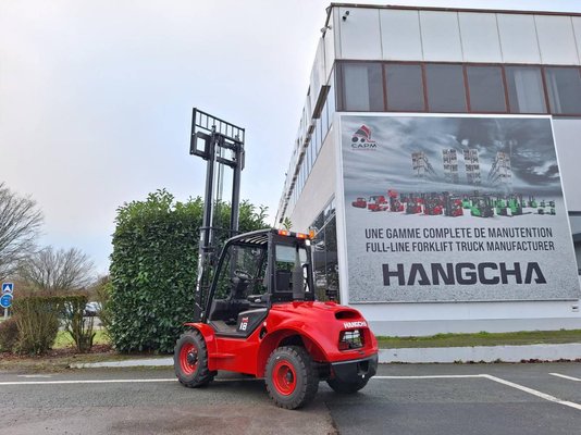 Chariot élévateur tout terrain Hangcha TT18-2