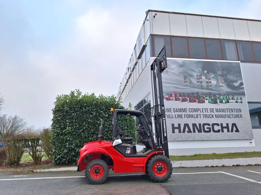 Chariot élévateur tout terrain Hangcha TT18-2