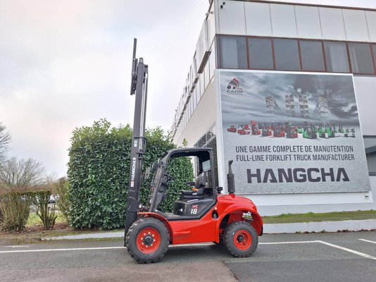 Chariot élévateur tout terrain Hangcha TT18-2