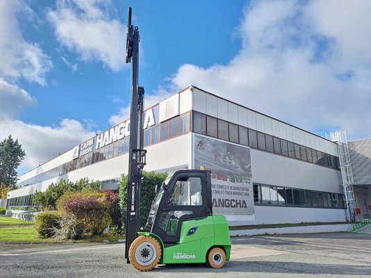 Chariot élévateur frontal 4 roues Hangcha AE30-I