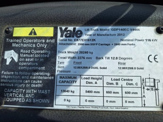 Chariot élévateur frontal 4 roues Yale GDP140EC