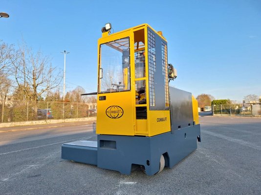 Chariot élévateur latéral multidirectionnel Combilift ESL3545