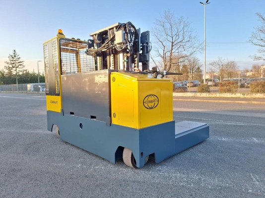 Chariot élévateur latéral multidirectionnel Combilift ESL3545