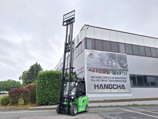 Chariot élévateur frontal 4 roues Hangcha AE25-I