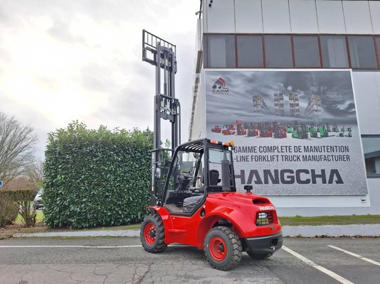 Chariot élévateur tout terrain Hangcha TT25-2