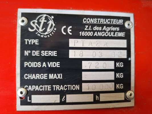 Tracteur industriel STI PTA2A