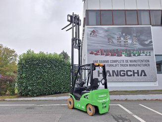 Chariot élévateur frontal 4 roues Hangcha XC18i