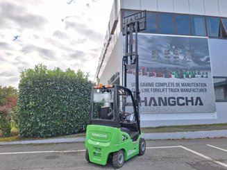 Chariot élévateur frontal 4 roues Hangcha XC18i