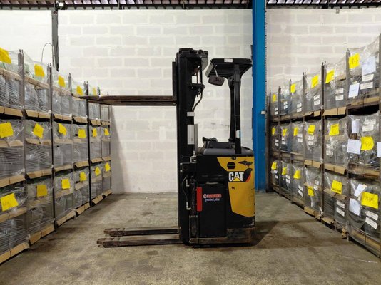 Gerbeur porté debout Caterpillar NSR20N