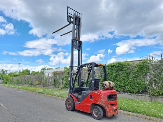Chariot élévateur frontal 4 roues Hangcha CPYD25