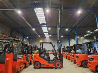 Chariot élévateur frontal 4 roues Hangcha XF25G-2