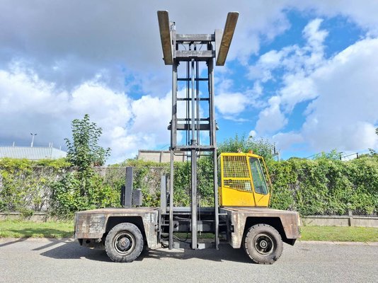 Chariot élévateur latéral Baumann GX50/18/45