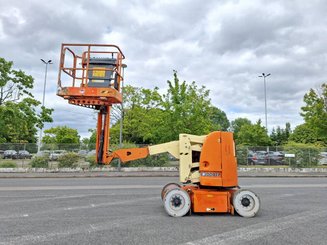 Nacelle articulée JLG E300AJP