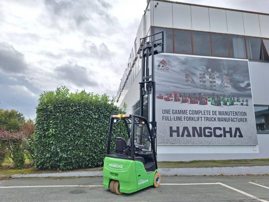 Chariot élévateur frontal 3 roues Hangcha XC3-18i (CPDS18-XCC2G-SI)