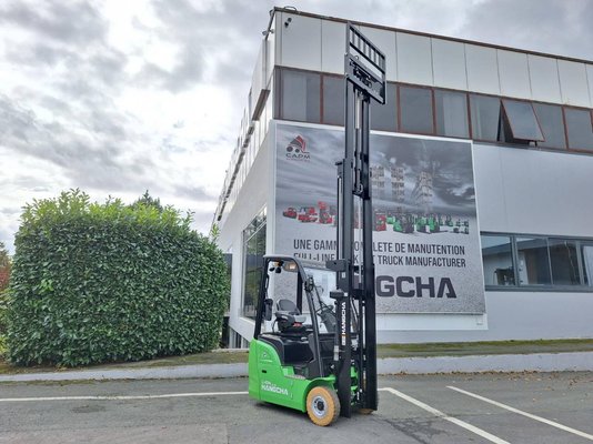 Chariot élévateur frontal 3 roues Hangcha XC3-18i (CPDS18-XCC2G-SI)