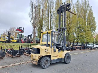 Chariot élévateur frontal 4 roues Hyster H4.00XM-5