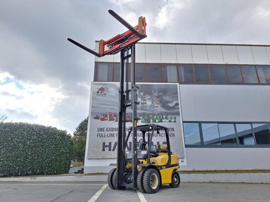 Chariot élévateur frontal 4 roues Yale GLP45SVX5