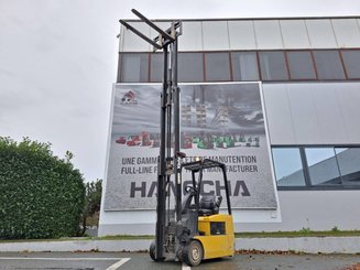 Chariot élévateur frontal 3 roues Yale ERP16ATF
