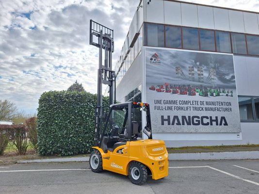 Chariot élévateur frontal 4 roues Hangcha XE30-i