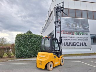 Chariot élévateur frontal 4 roues Hangcha XE25i (CPD25-XEY2H-SI)