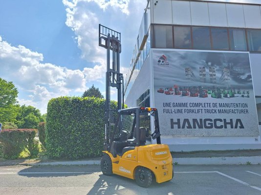 Chariot élévateur frontal 4 roues Hangcha XE25i