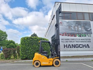 Chariot élévateur frontal 4 roues Hangcha XE25i