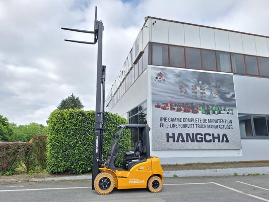 Chariot élévateur frontal 4 roues Hangcha XE25i