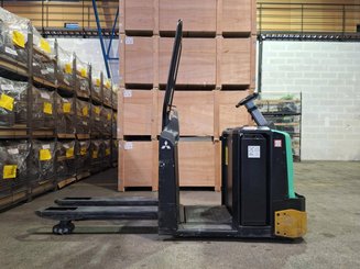 Préparateur de commandes Mitsubishi OPB20N2
