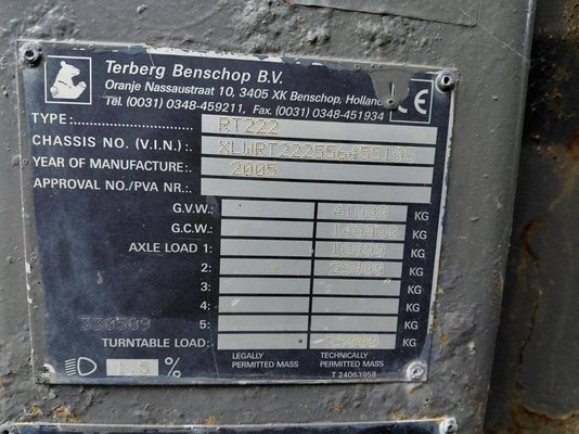 Tracteur industriel Terberg RT222