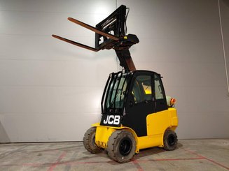 Chariot élévateur télescopique JCB TLT30G-TCR