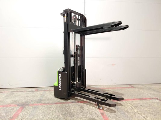 Gerbeur accompagnant Hangcha CDD12-AMC2-Li