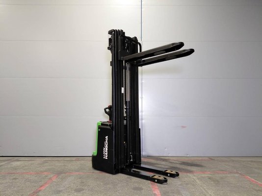 Gerbeur accompagnant Hangcha CDD20 XT1-SI