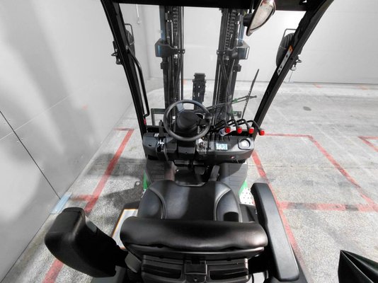 Chariot élévateur frontal 3 roues Hangcha XC3-20i (CPDS20-XCY2G-SI)