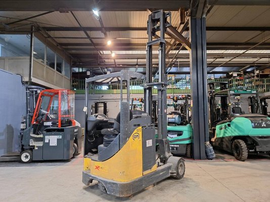 Chariot à mât rétractable OM XRS20AC 