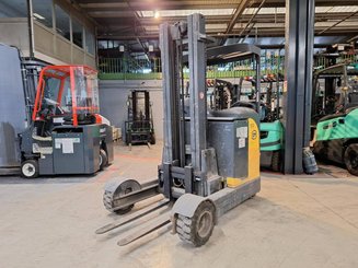 Chariot à mât rétractable OM XRS20AC 