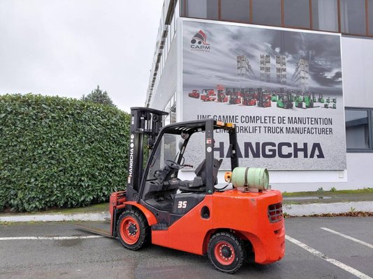 Chariot élévateur frontal 4 roues Hangcha XF35G