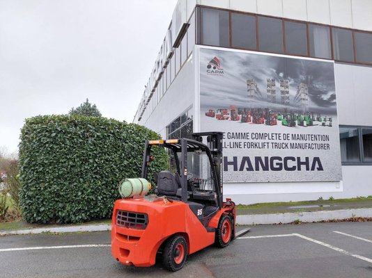 Chariot élévateur frontal 4 roues Hangcha XF35G