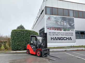 Chariot élévateur frontal 4 roues Hangcha XF25G