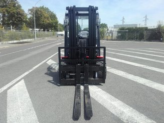 Chariot élévateur frontal 4 roues Hangcha A4W50-E