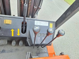 Chariot élévateur frontal 4 roues Carer R45N5