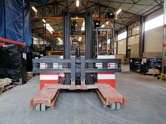 Chariot élévateur latéral multidirectionnel Combilift ESA30